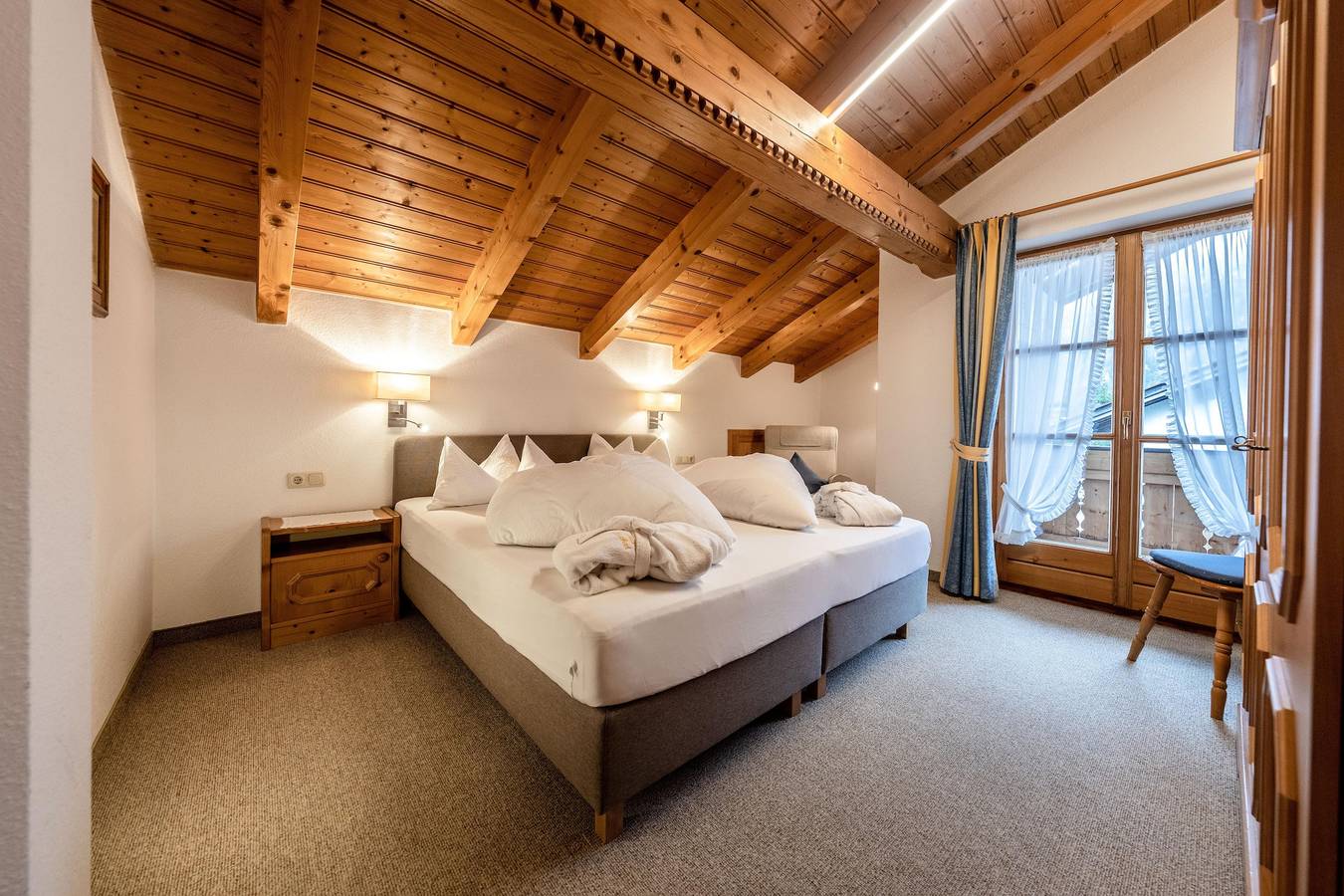 Ganze Ferienwohnung, "Silberdistel - Nr.6" - Fewo/1Schlafraum/Dusche,Wc in Mittenwald, Bayerische Alpen