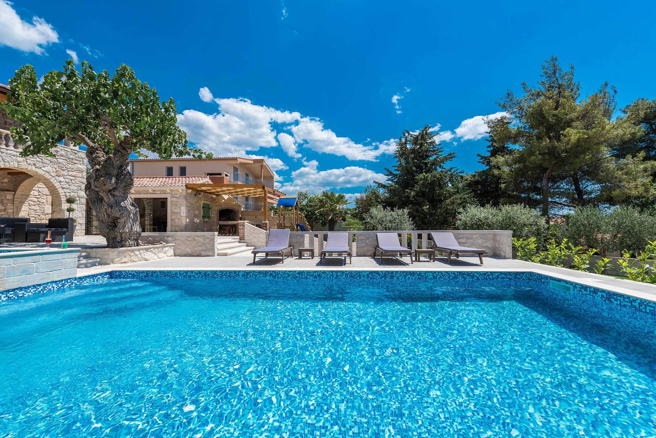 Authentic Villa Dumina in Sukosan, Zadar
