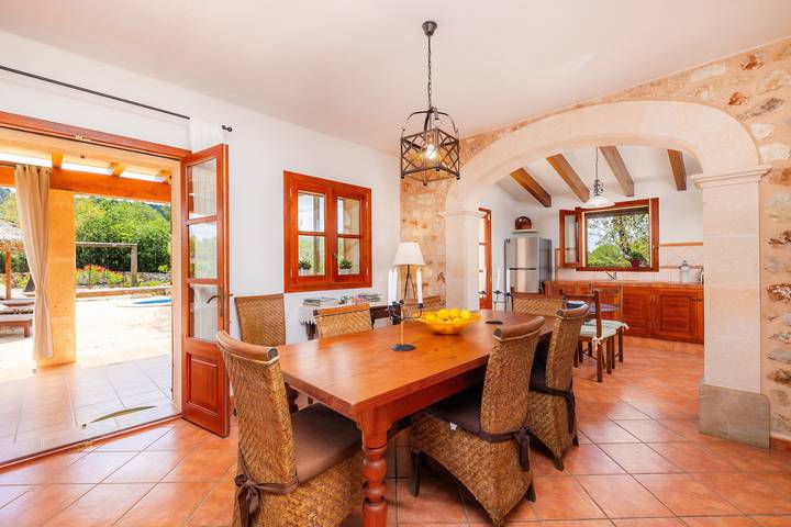 Gîte pour 6 personnes, avec jardin et balcon à Petra - 4