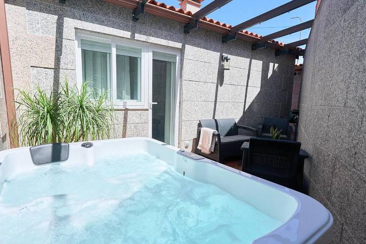 Appartement de vacances pour 4 personnes, avec Jacuzzi et Terrasse à Tui