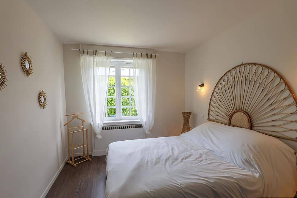 Entire apartment, In the heart of Millau, cosy puncho gîtes, peaceful ground-floor location in Millau, Parc naturel régional des Grands Causses