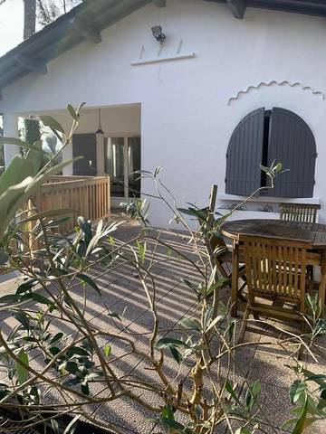 Gîte pour 6 personnes, avec balcon dans Le Moulleau