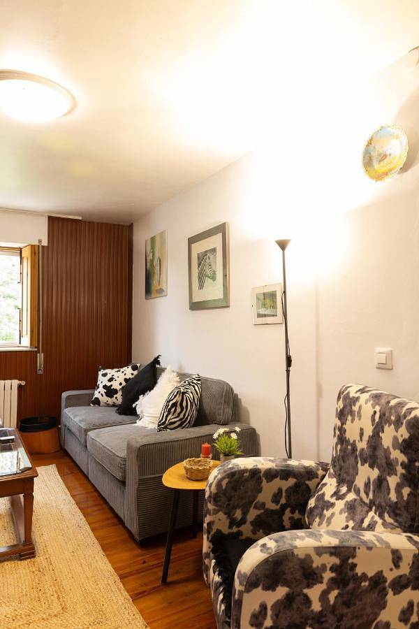 Casa de vacaciones para 9 personas, con Balcón y Terraza además de Jardín y Vistas en Valle del Miera - 4