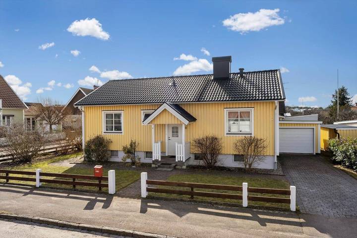 Ferienhaus für 5 Personen, mit Terrasse und Garten - 1