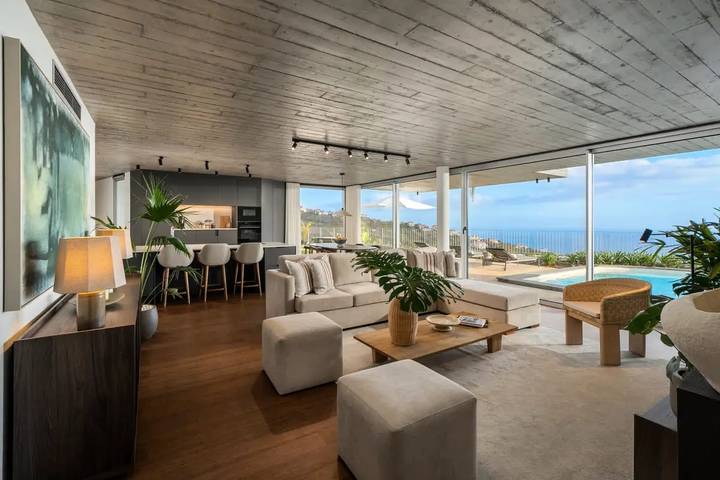 Villa para 6 pessoas, com Vista para o mar e Varanda e ainda Terraço and Jacuzzi em Calheta