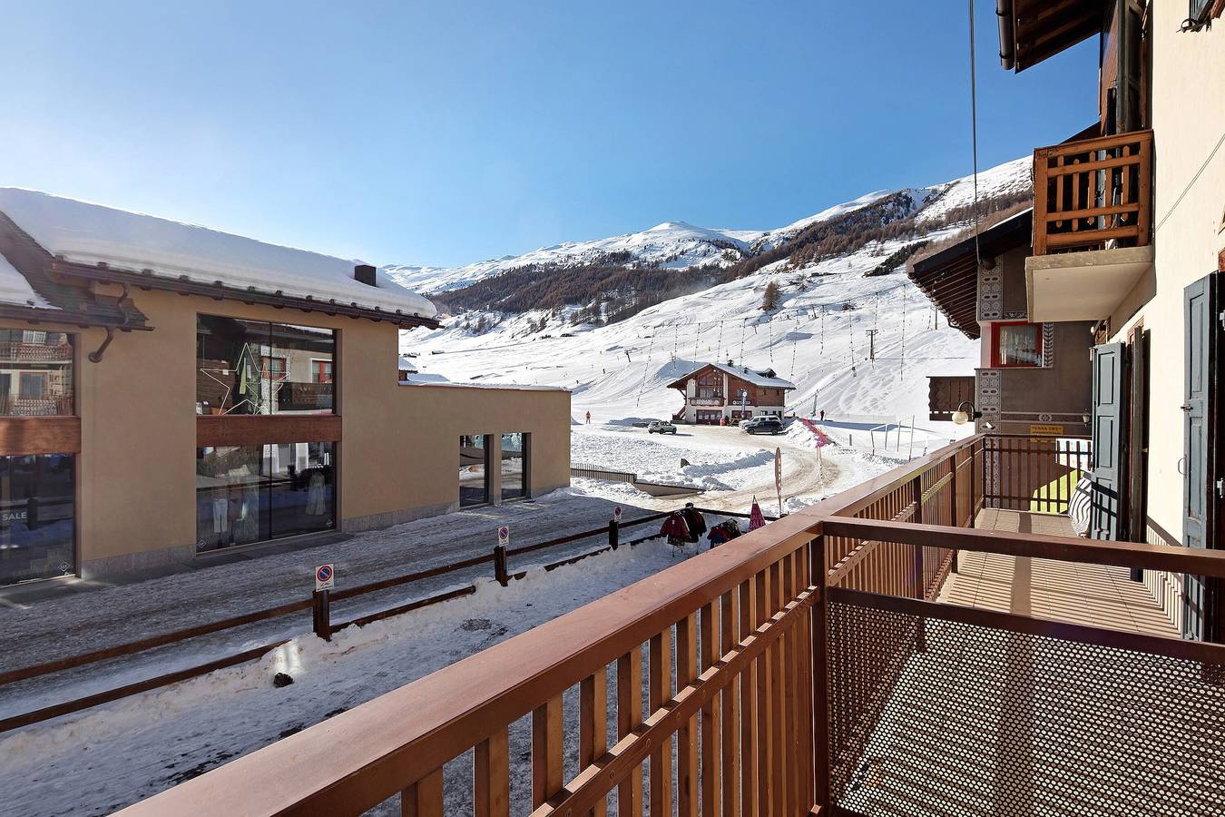 Appartamento intero, Appartamento Gg 2 - pieno centro Livigno, con card sconti Gold per i servizi locali inclusa in Livigno (Borgo), Livigno