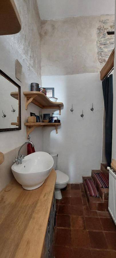 Location de vacances pour 8 personnes, avec jardin à Vesseaux - 4