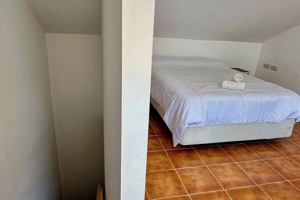 Bungalow Esqui Valdelinares Ref 066 in Alcalá de la Selva, Provincia de Teruel