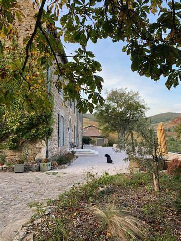 Chambre d’hôte pour 4 personnes, avec vue et jardin