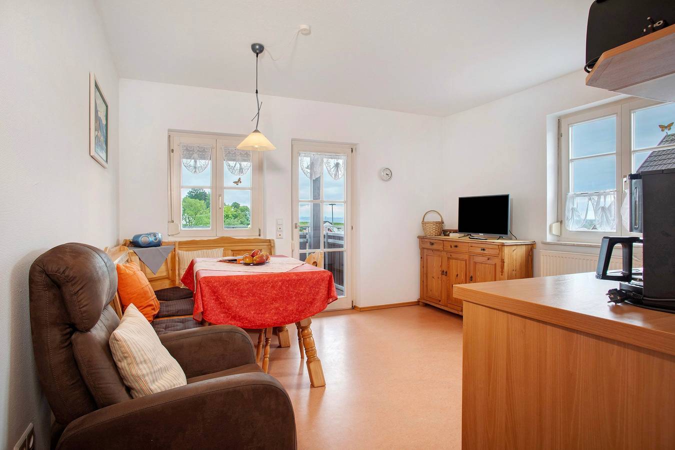 Appartement entier, Appartement de vacances '5, 45 m²' avec jardin commun, balcon et Wi-Fi in Kressbronn am Bodensee, Region Bodensee-Oberschwaben