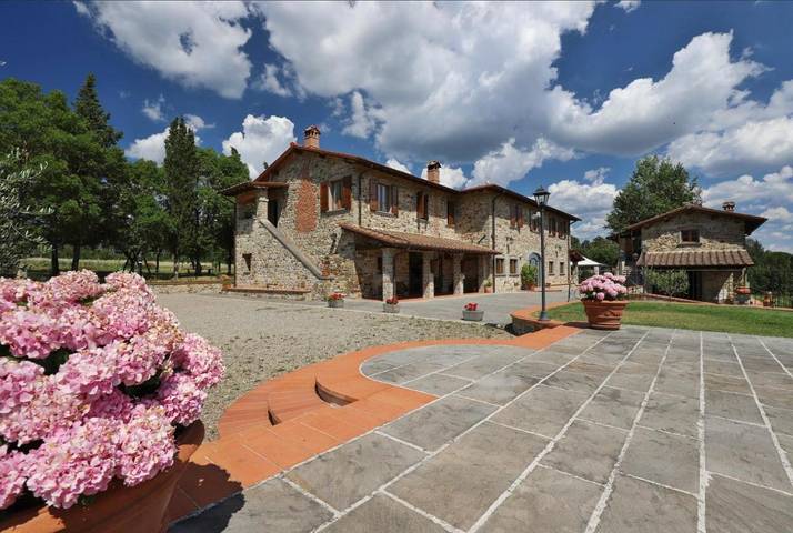 Ferienhaus für 15 Personen, mit Balkon und Terrasse sowie Garten und Pool in Castel San Niccolò - 3