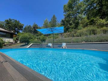Maison d’hôte pour 2 personnes, avec piscine ainsi que vue et jardin à Le Lardin-Saint-Lazare