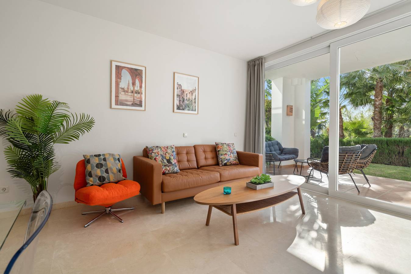 Appartement entier, 21. Apartment with garden in Alcazaba Lagoon Casar in Alcazaba Lagoon, Casares