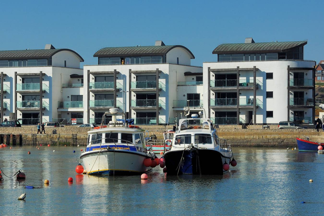 Entire apartment, Harbour View in West Bay, Dorset