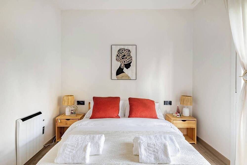 O Lar de Laura - House with garden and swimming pool in Vigo suitable for pets in Vigo, Galician Coast