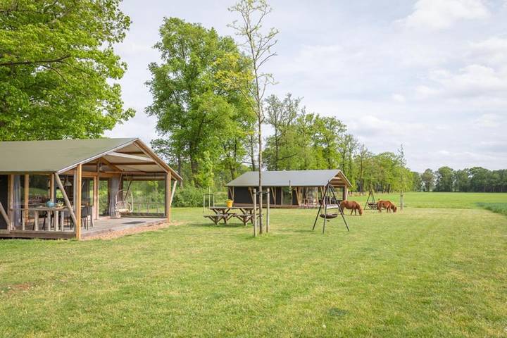 Vakantiewoning voor 4 personen, with Terras and Whirlpool as well as Tuin and Uitzicht in Haaksbergen