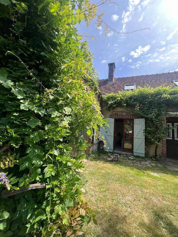 Location de vacances pour 8 personnes, avec jardin dans Bœurs-en-Othe - 2