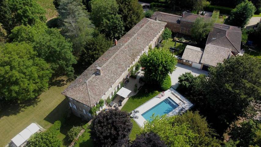 Chambre d’hôte pour 4 personnes, avec sauna et vue ainsi que piscine et jardin, animaux acceptés en Bourgogne - 2