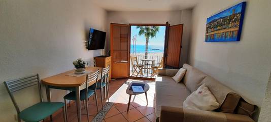 Holiday Apartment for 2 People in La Vila Joiosa, Valencia Region, Photo 3