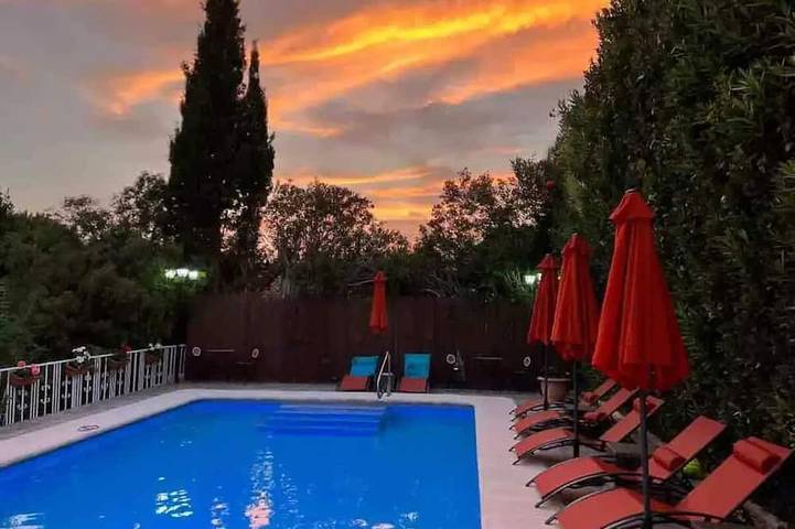 Villa pour 14 personnes, avec jardin, animaux acceptés - 1