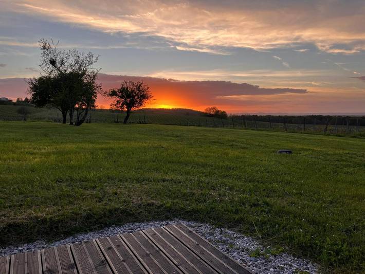 Location de vacances pour 4 personnes, avec piscine ainsi que jacuzzi et jardin à Pomport - 4