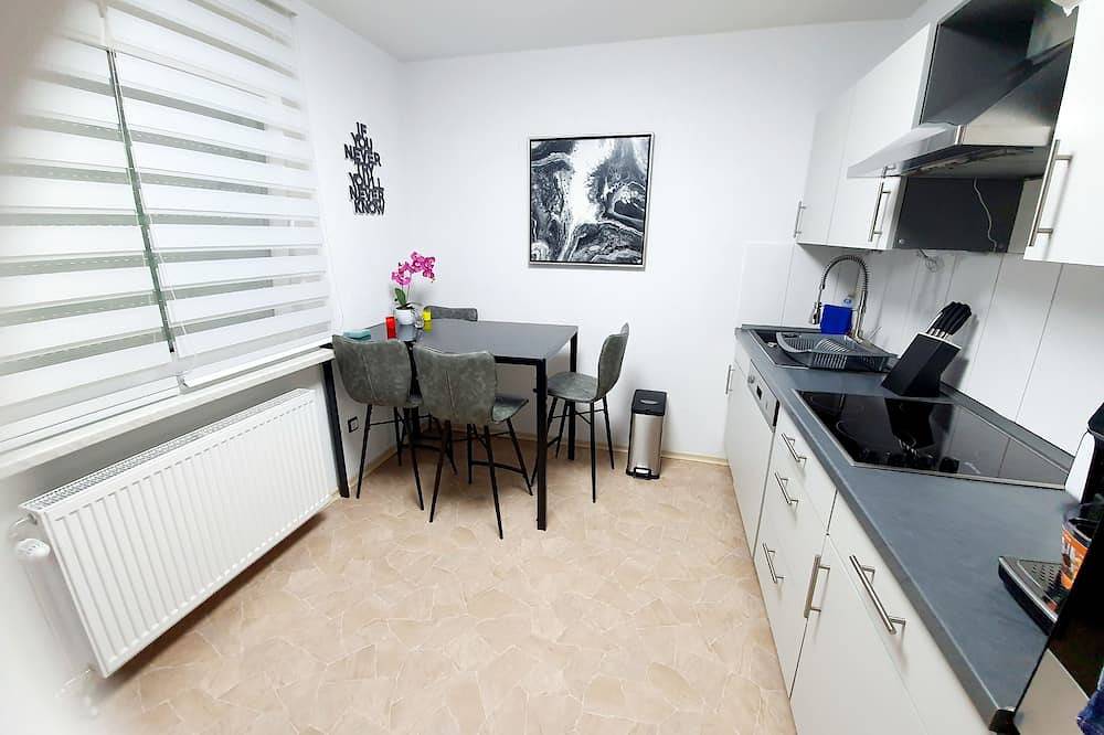 Ganze Wohnung, Feel at home in my modern art studio apartment! in Landstuhl, Saar-Nahe-Bergland