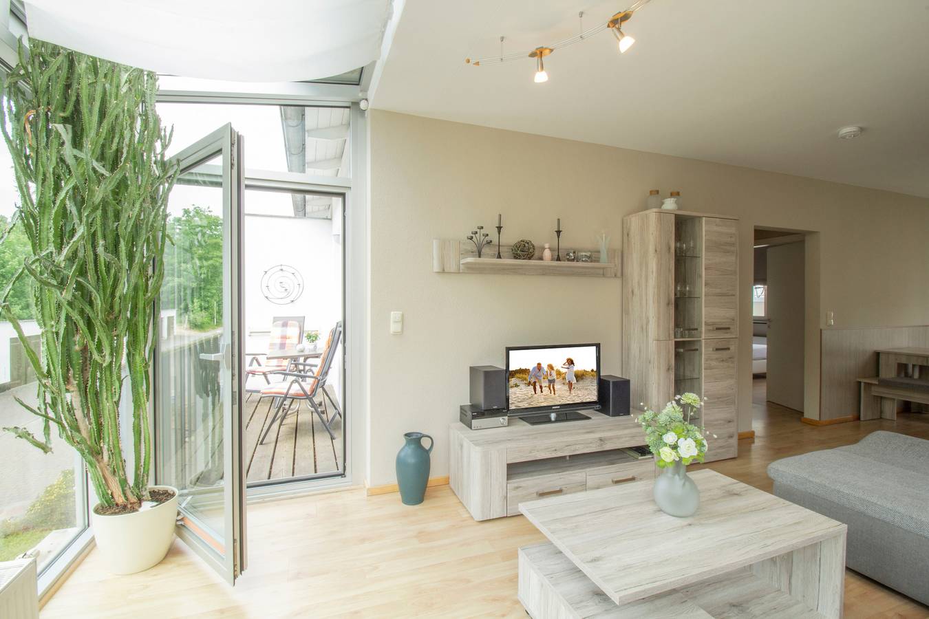 Ganze Ferienwohnung, (Brise) Gartenhaus Belvedere App. 03 in Bansin, Heringsdorf