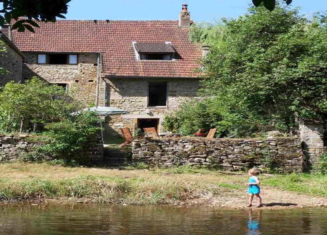 Maison Pêcheur - Gîte Vézelay à la rivière in Saint-Père (Yonne), Parc naturel régional du Morvan