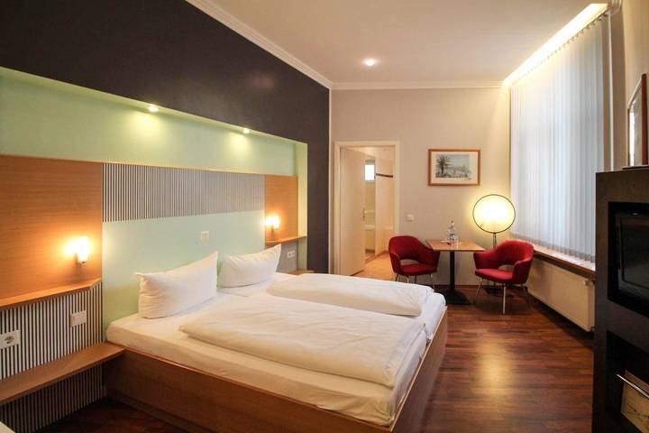 Hotel für 3 Personen, mit Garten, mit Haustier in Schöneberg Berlin