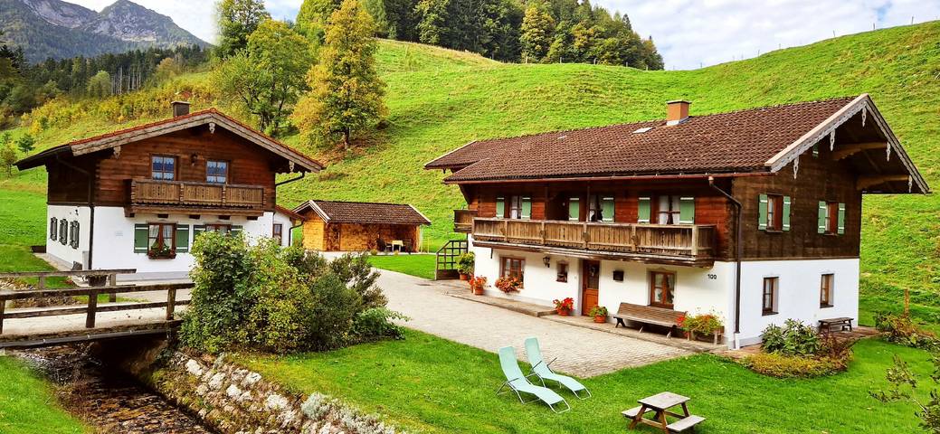 Ferienwohnung für 3 Personen, mit Balkon und Terrasse sowie Garten im Chiemgau - 2