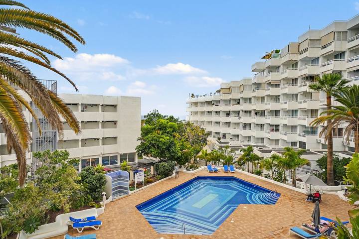Appartement de vacances pour 2 personnes, avec Balcon ainsi que Jardin et Bassin pour enfant à Costa Adeje