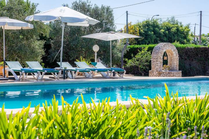 Rustiek vakantiehuis Es Fasser met zwembad, tuin, terrassen & Wi-Fi in Port Nou, Son Servera