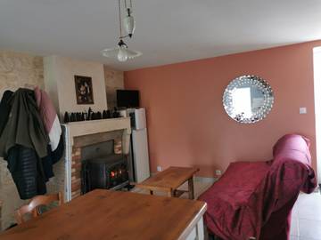 Gîte pour 6 Personnes dans Doix-les-Fontaines, Fontenay-le-Comte, Photo 4