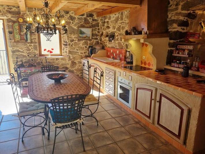 Location de vacances pour 6 personnes, avec balcon et vue, adapté aux familles à Évisa - 3