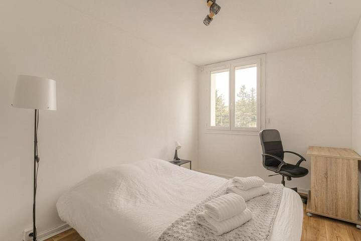 Gîte pour 4 personnes, avec vue et balcon à Villefranche-sur-Saône - 3