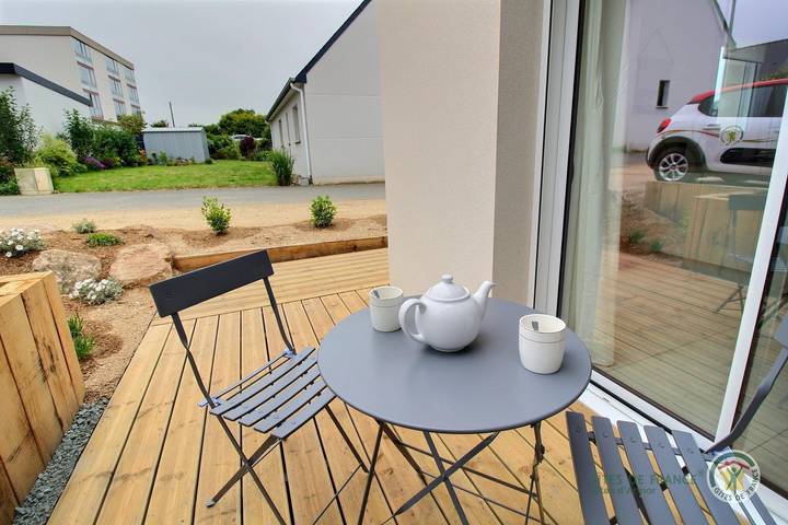 Gîte pour 4 personnes, avec terrasse et jardin à Trélévern - 2