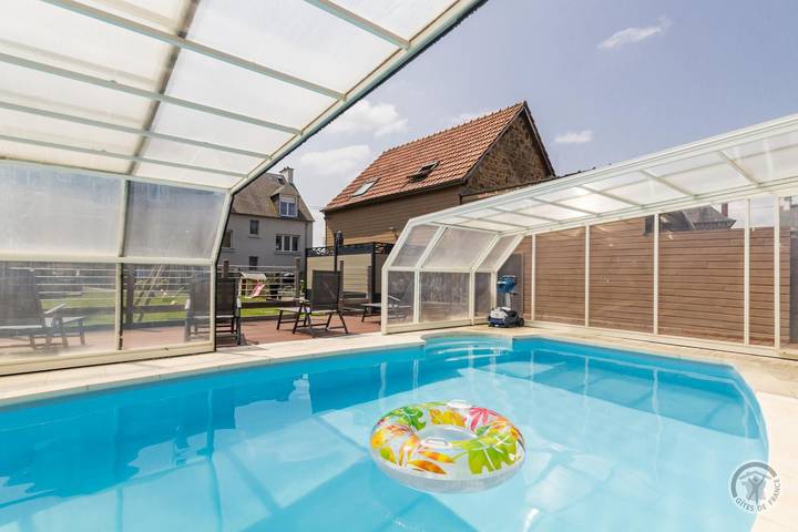 Gîte pour 4 personnes, avec jardin et piscine à Pontorson - 4