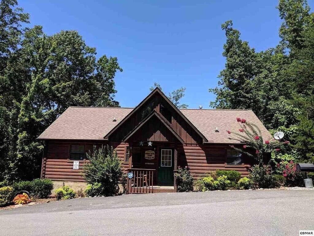 Log Cabin for 8 People in Sevier County