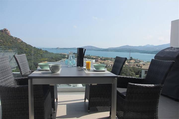 Appartamento per 4 persone, con terrazza in Cannigione