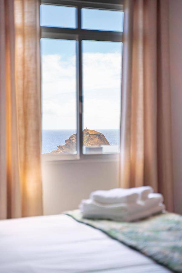 Casa de férias para 6 pessoas, com Varanda e Terraço e ainda Piscina and Vista em Porto Moniz