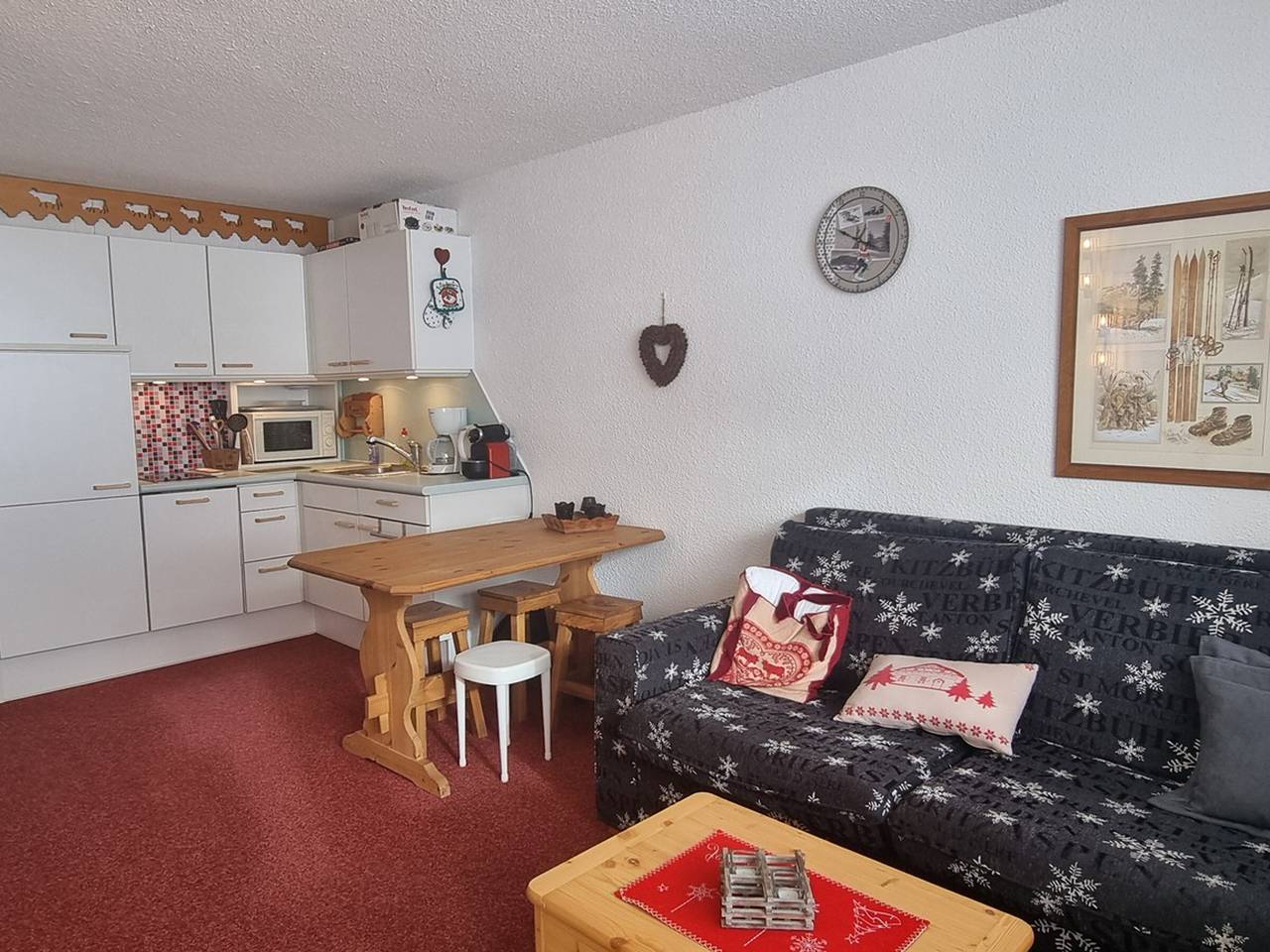 Entire studio, Comfortable studio, ski-in/ski-out, south-facing balcony in Aime 2000, Aime-la-Plagne