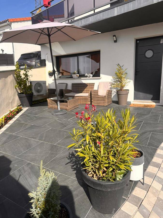 Gîte pour 5 personnes, avec terrasse et vue à Clermont-Ferrand - 2