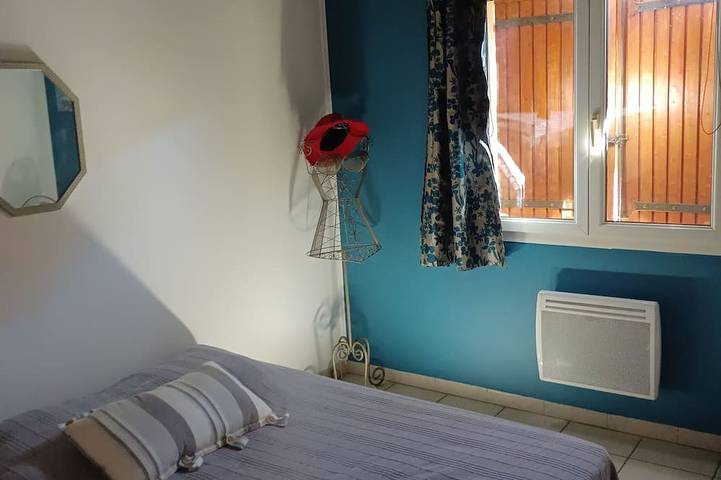 Location de vacances pour 6 personnes, avec jacuzzi et jardin à Montfrin - 4