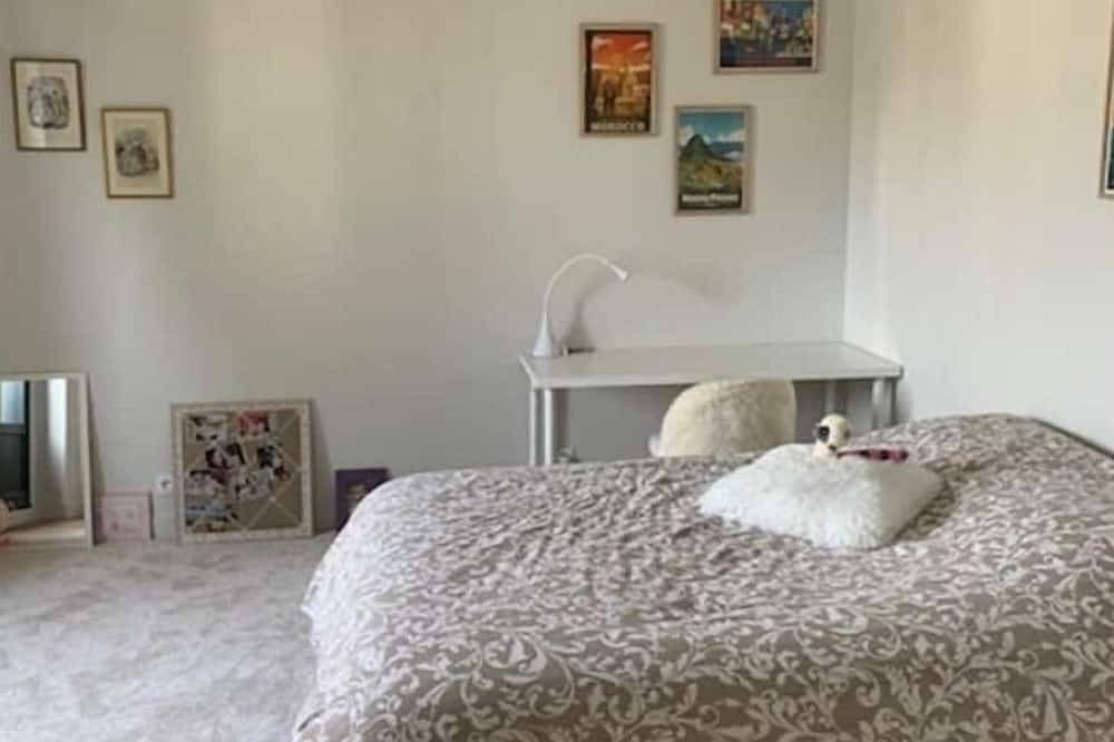 Maison Familiale Rénovée 280m in Louveciennes, Yvelines