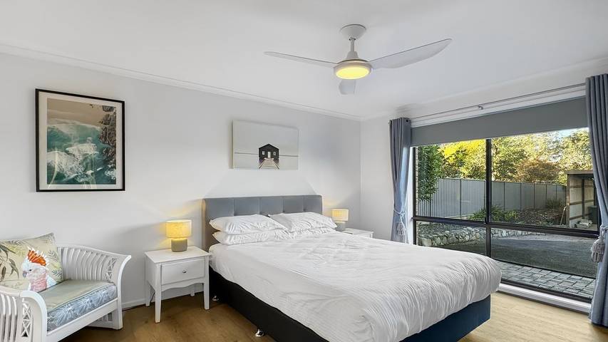 Holiday letting for 8 people, with pets in South Coast NSW