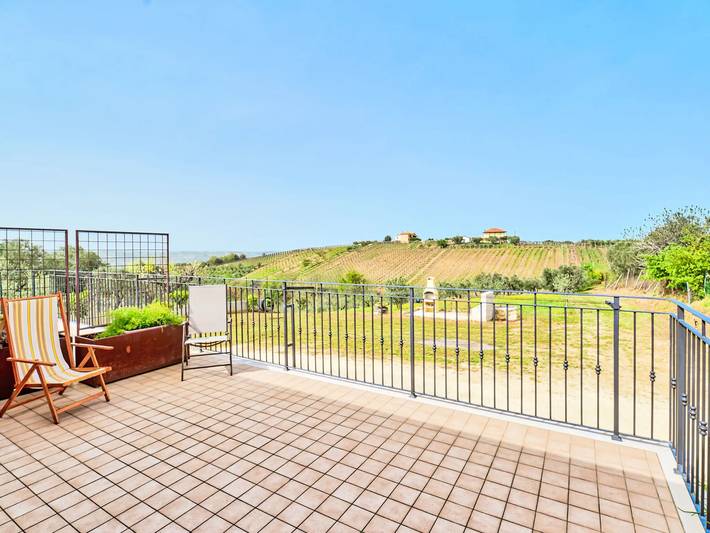 Villa per 7 persone, con terrazza in Abruzzo
