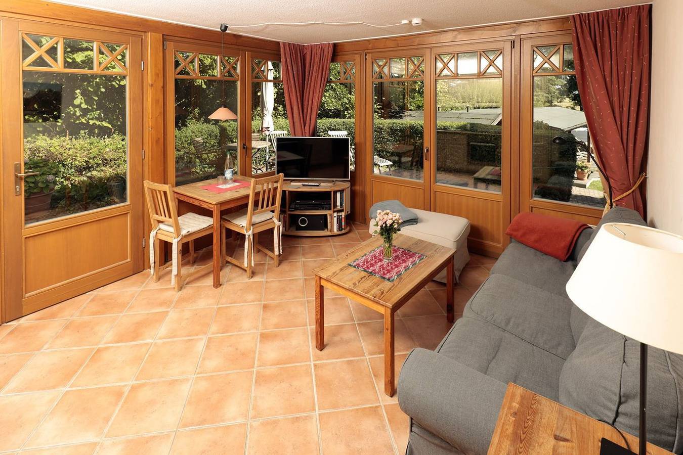 Ganze Wohnung, Ferienwohnung "Altes Kapitänshaus 4" - ca.30 m² für 2 Personen mit Terrasse in Ahrenshoop, Fischland