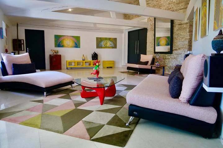 Chambre d’hôte pour 3 personnes, avec vue ainsi que piscine et jardin, animaux acceptés à Saint-Fiacre-sur-Maine