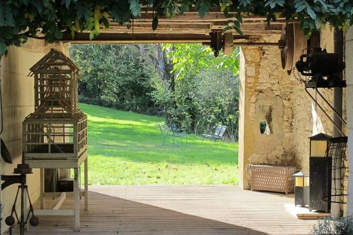 Gîte pour 2 personnes, avec Terrasse et Jardin