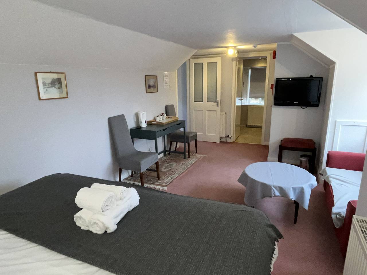 Ganze Ferienwohnung, Ferienwohnung für 2 Personen mit Garten in Kingussie, Highlands